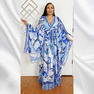 Elegant Blue and White Patterned Butterfly Sleeves Kaftan